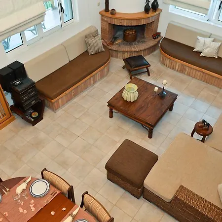 Dimeon קאטו אכאיה