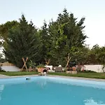 Dimeon Villa