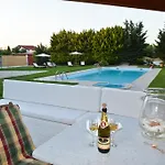 Dimeon Villa *