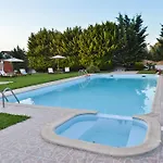 Dimeon Villa